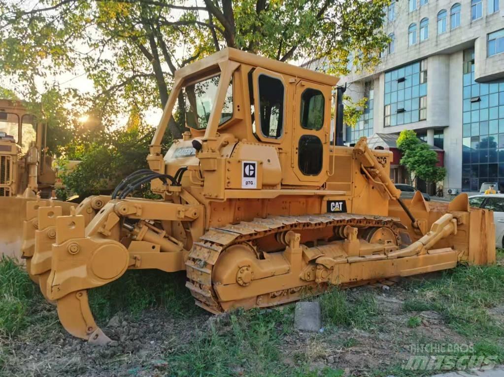 CAT D7G Pásové dozery