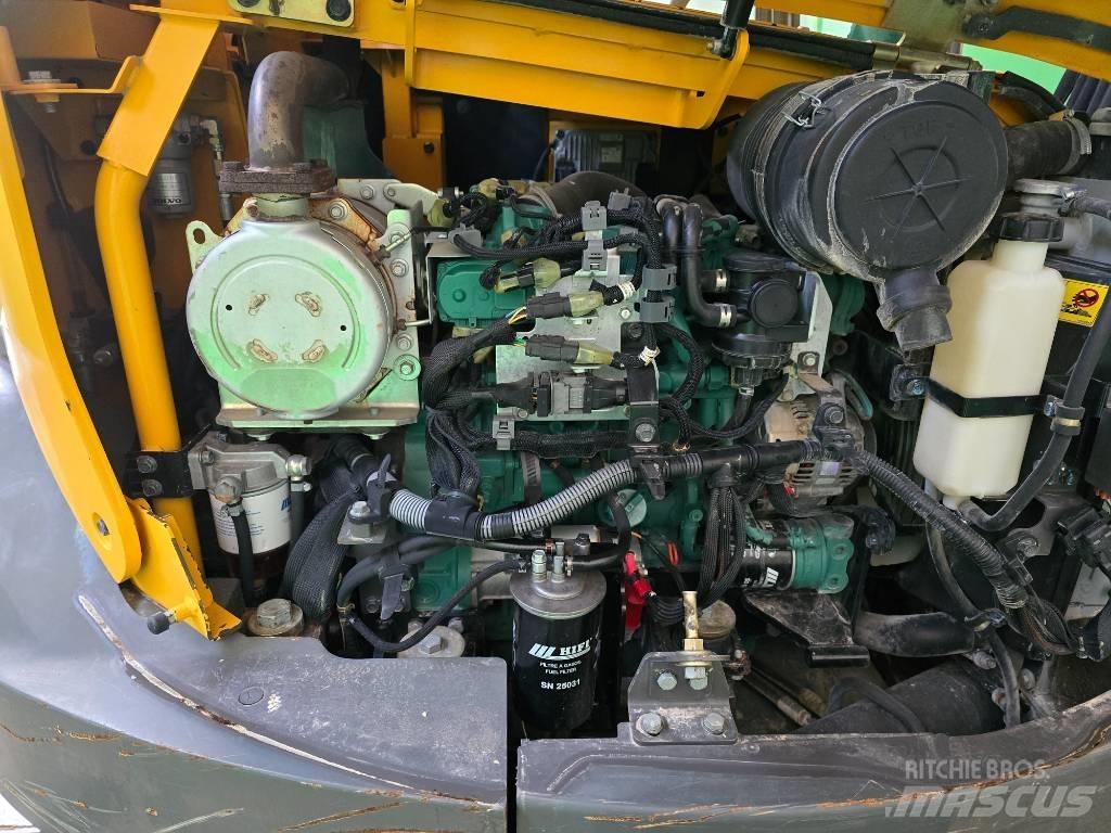 Volvo ECR 88 Midi rýpadla 7t - 12t