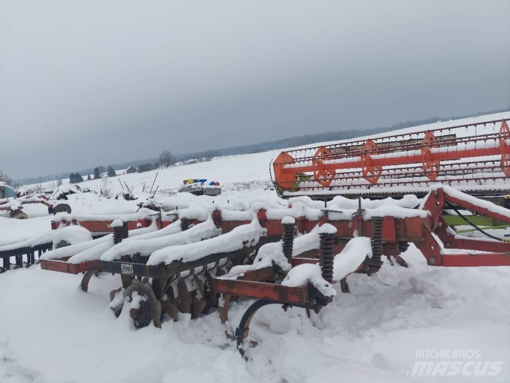 Rau . Další stroje na zpracování půdy a příslušenství