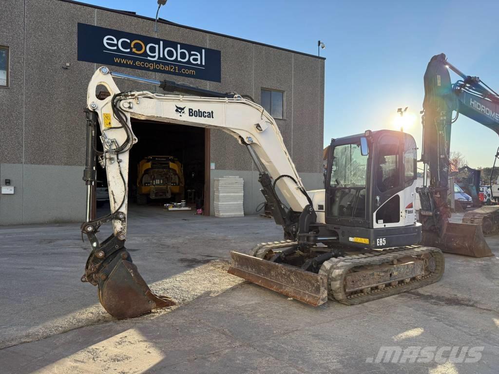 Bobcat E 85 Midi rýpadla 7t - 12t