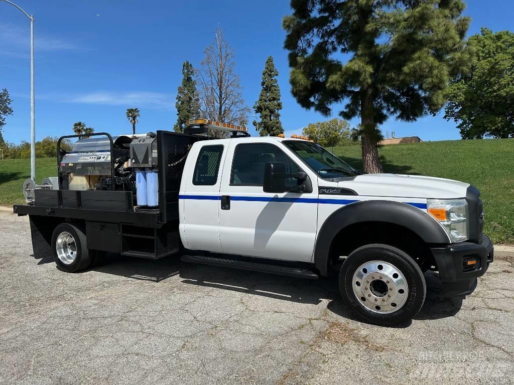 Ford F 450 SD Další