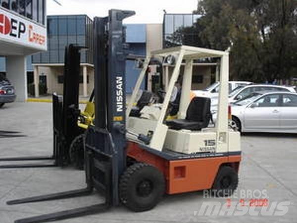 Nissan H01A18U Další