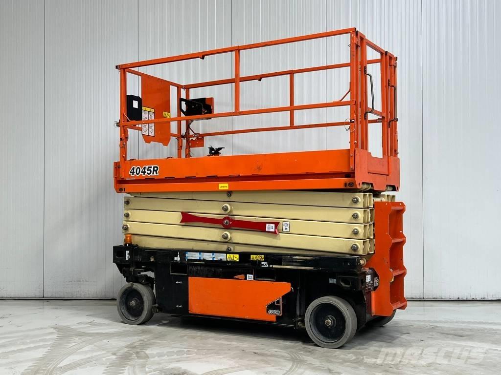 JLG 4045R Nůžková zvedací plošina