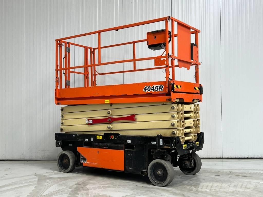 JLG 4045R Nůžková zvedací plošina