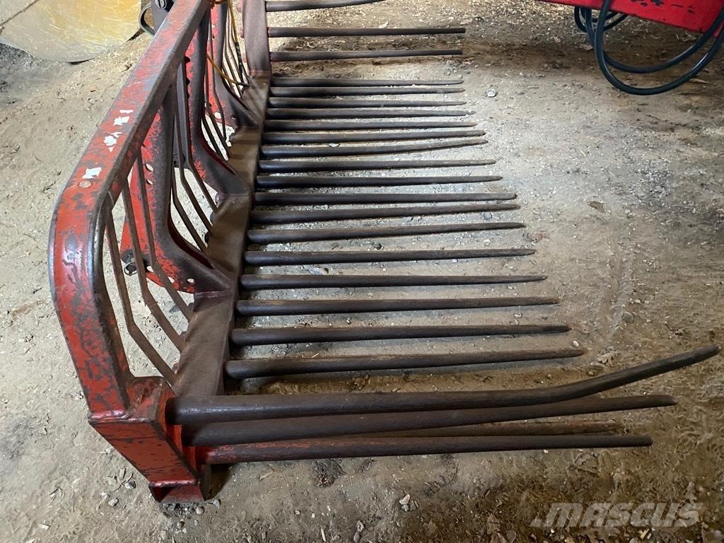  Stensvans kipbar Další příslušenství k traktorům
