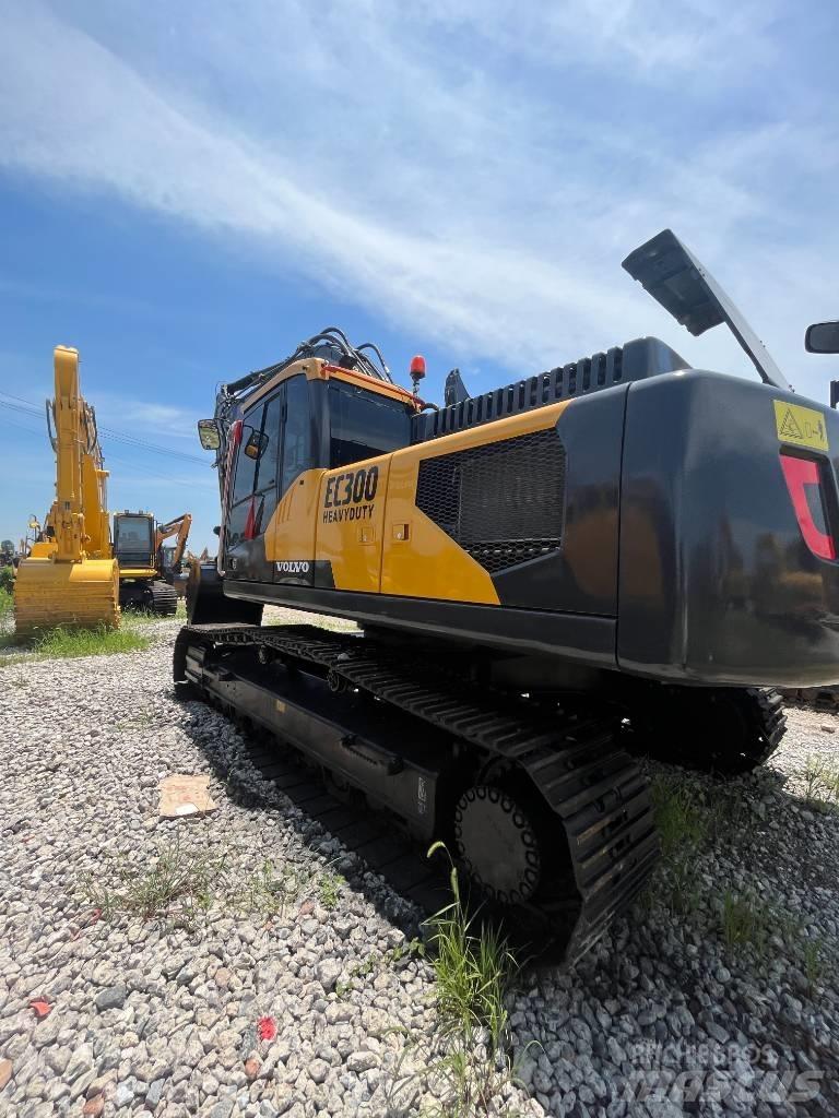 Volvo EC 300 Pásová rýpadla