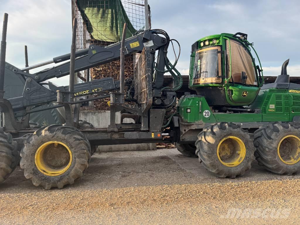 John Deere 1110 G Vyvážecí traktory
