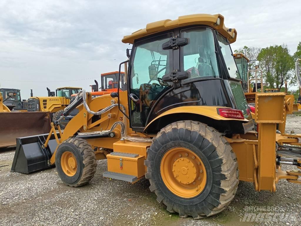 CAT 420 F IT Pásová rýpadla