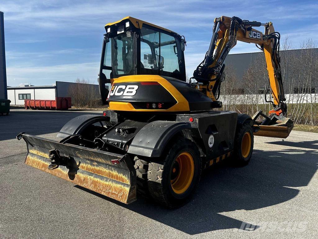JCB HD110WT SV Midi rýpadla 7t - 12t