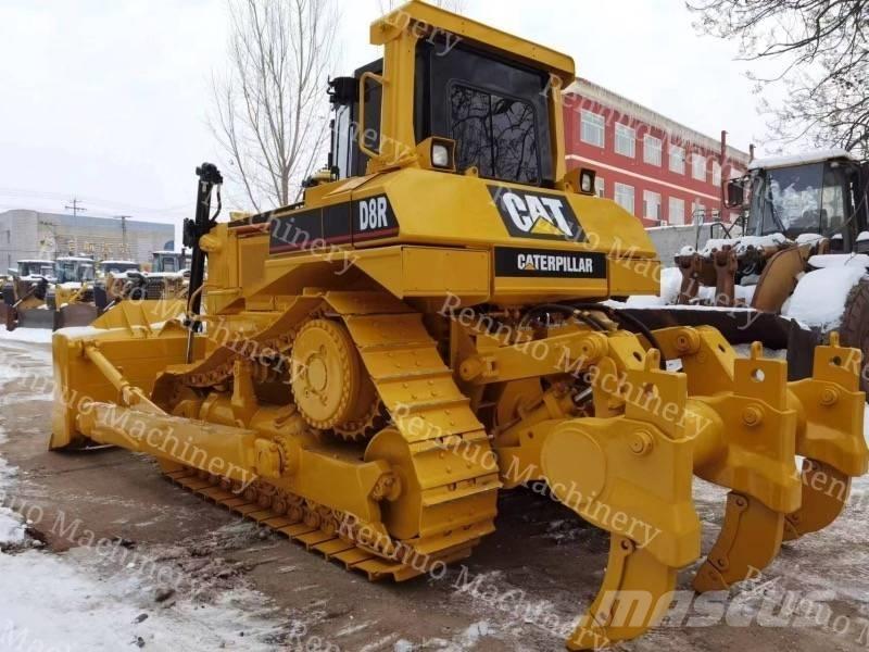 CAT D 8 R Pásové dozery