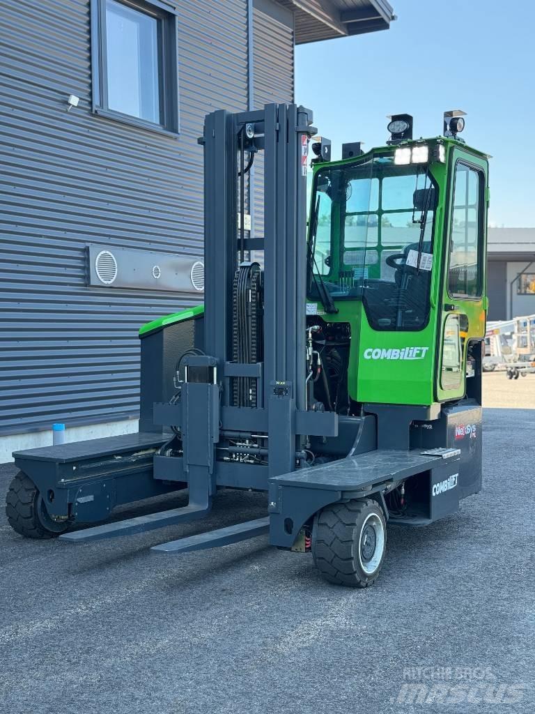 Combilift C 4000 ET 4 cestní vysokozdvižné vozíky