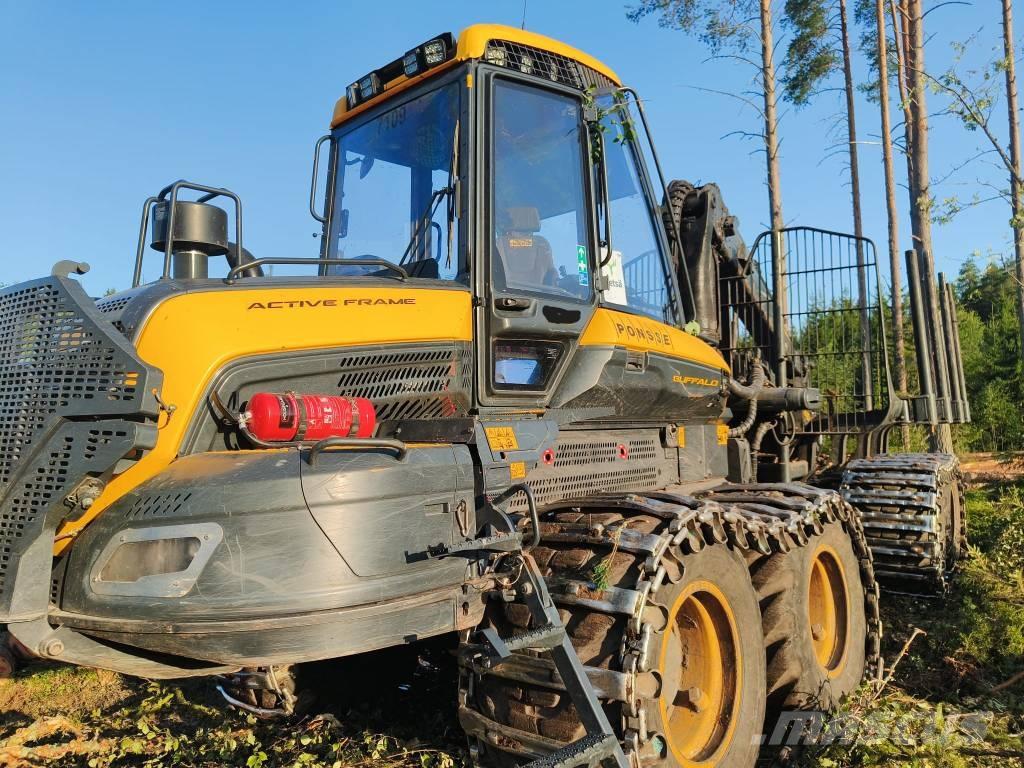 Ponsse BUFFALO AF 8W Vyvážecí traktory