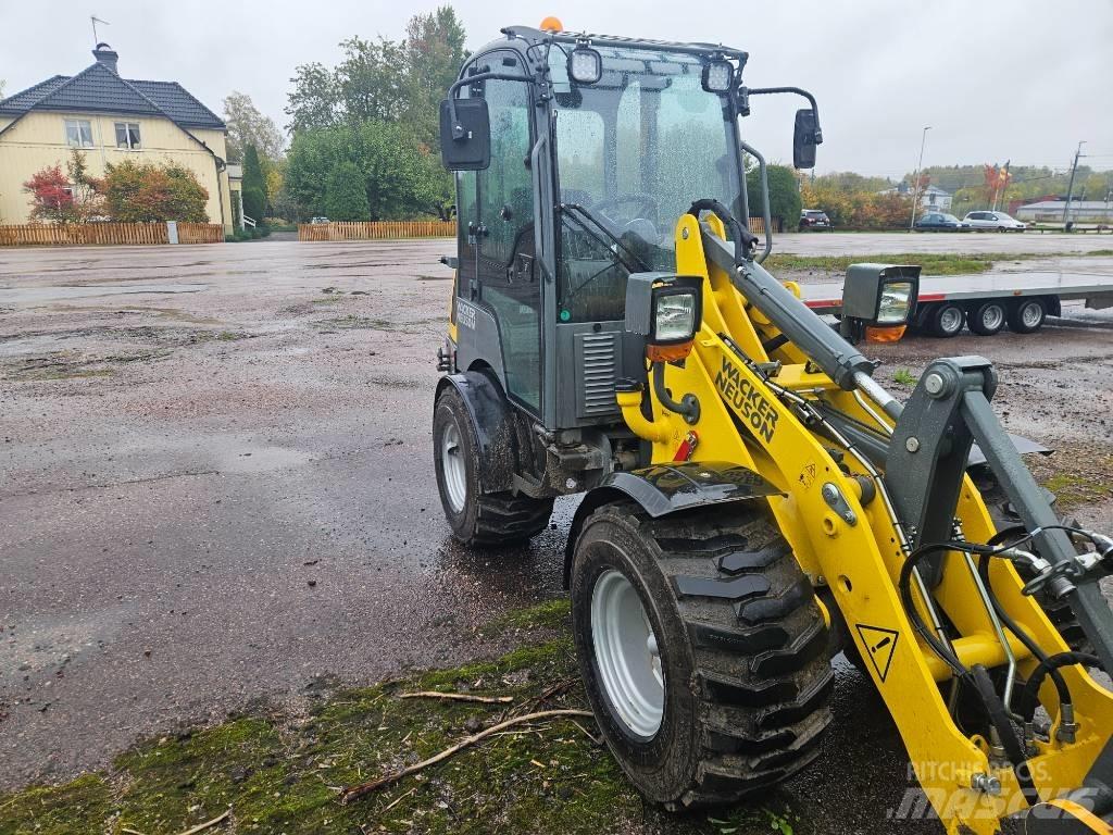 Wacker Neuson WL 25 Kolové nakladače