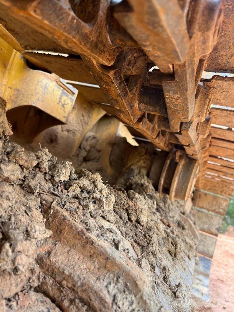 John Deere 450 HLGP Pásové dozery