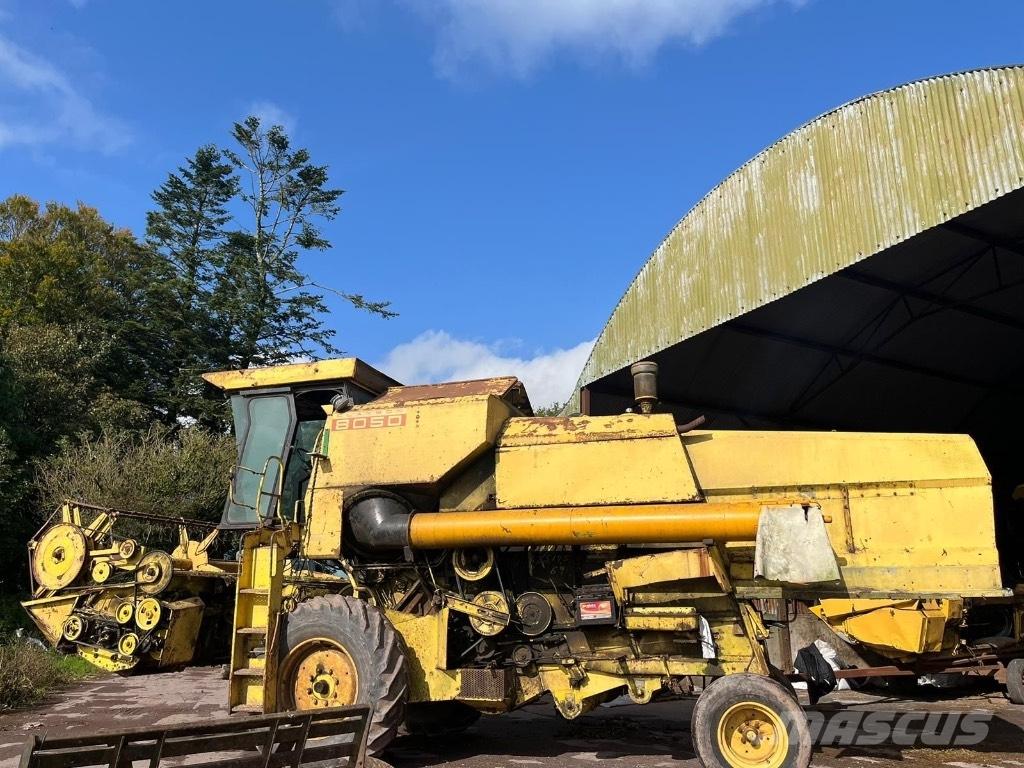 New Holland 8050 Sklízecí mlátičky