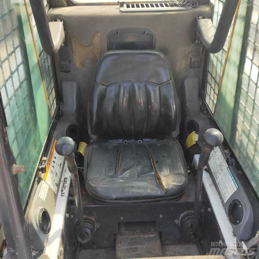 Bobcat S160 Smykem řízené nakladače