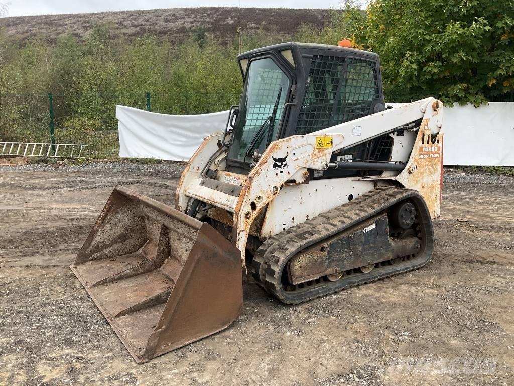 Bobcat T 180 Smykem řízené nakladače