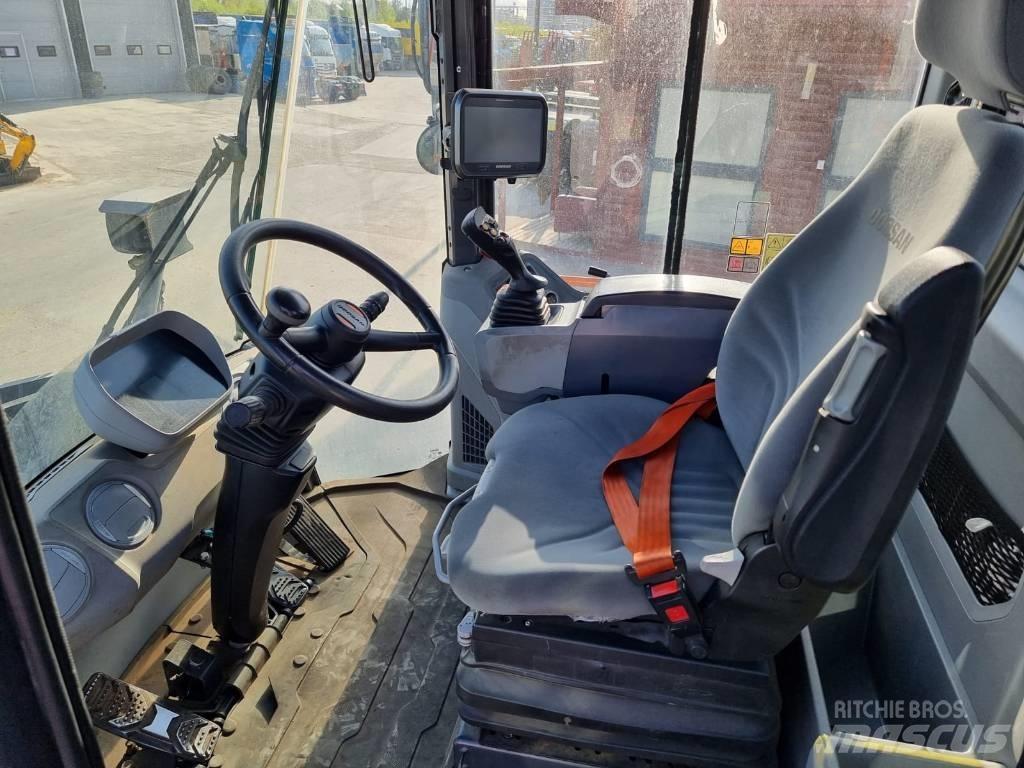 Doosan DL 380-7 Kolové nakladače