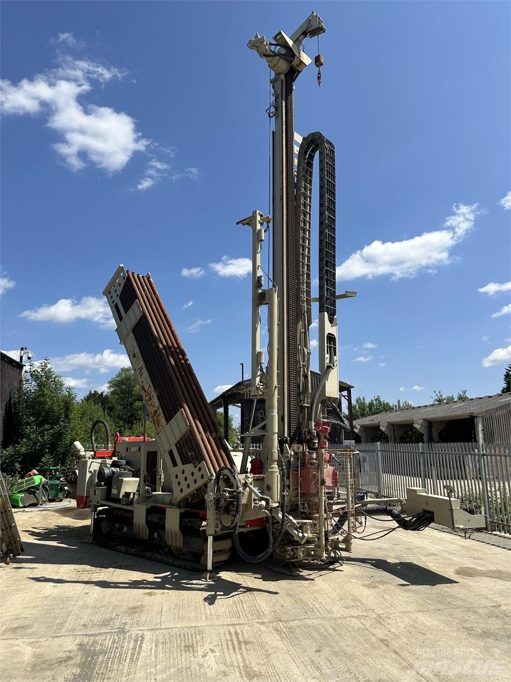 Comacchio 900HT Povrchové vrtací stroje