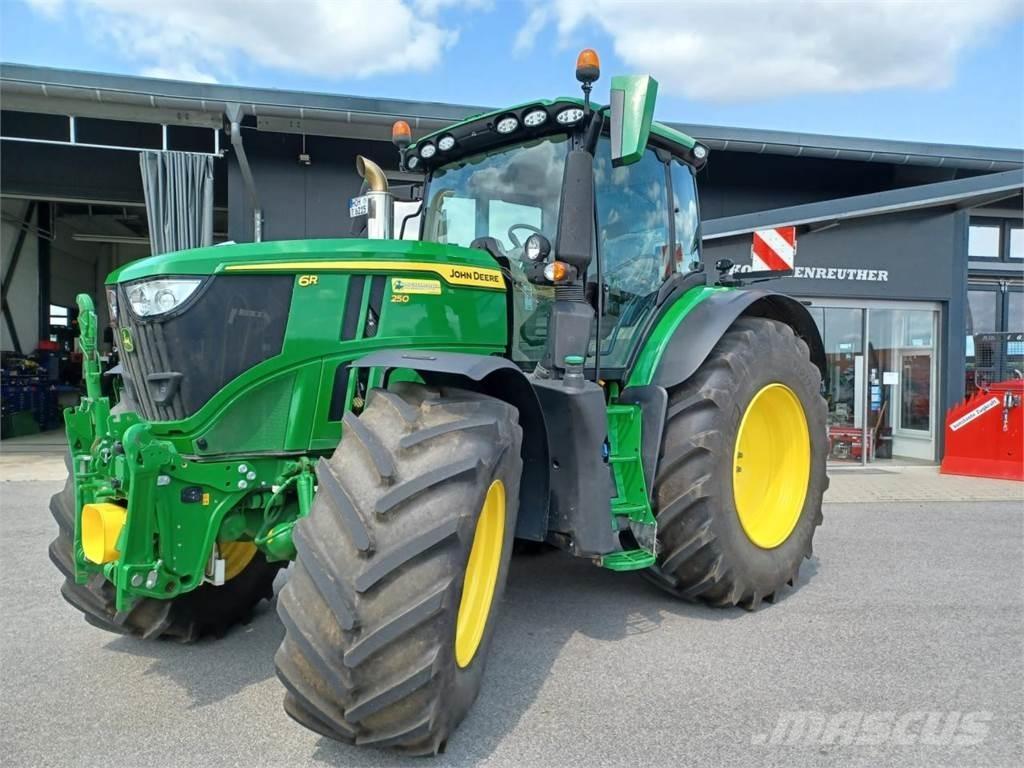 John Deere 6R 250 Traktory