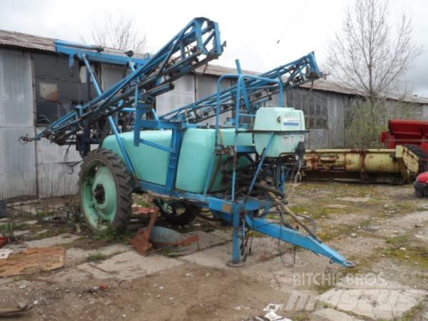 Berthoud Alba 2200 Tažené postřikovače