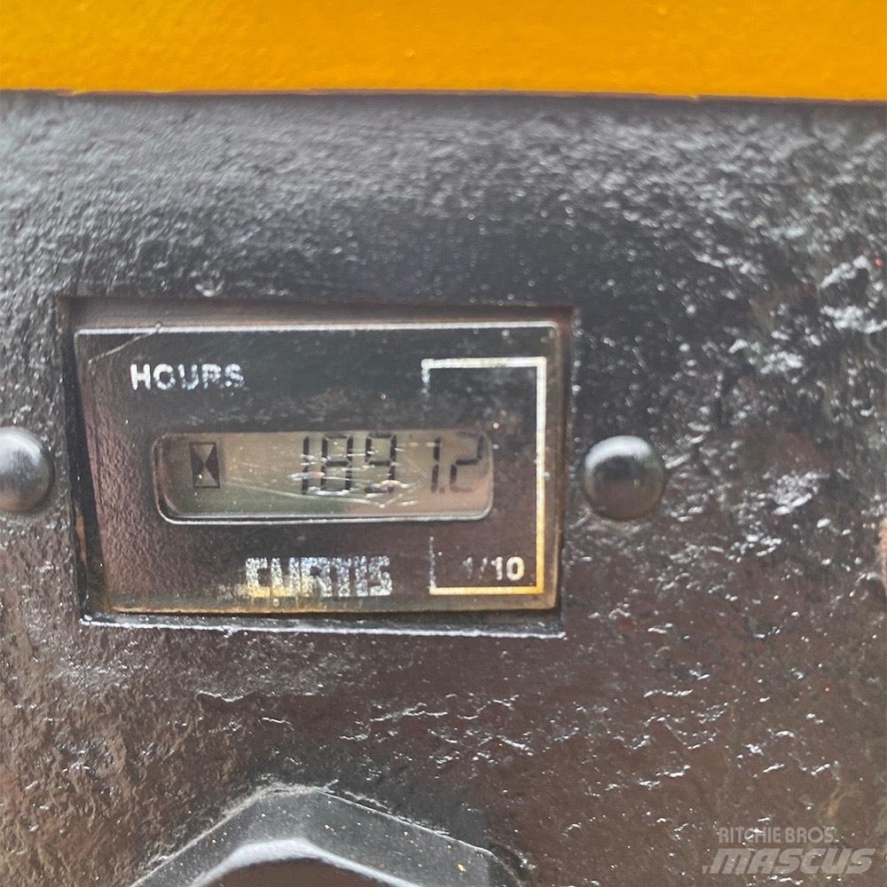 Terex MBR71B Tahačové válce