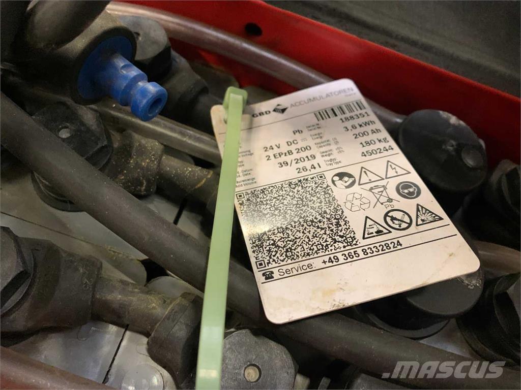 Linde L10B Samohybné vozíky