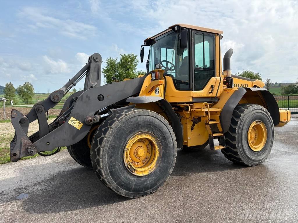 Volvo L 110 F Kolové nakladače