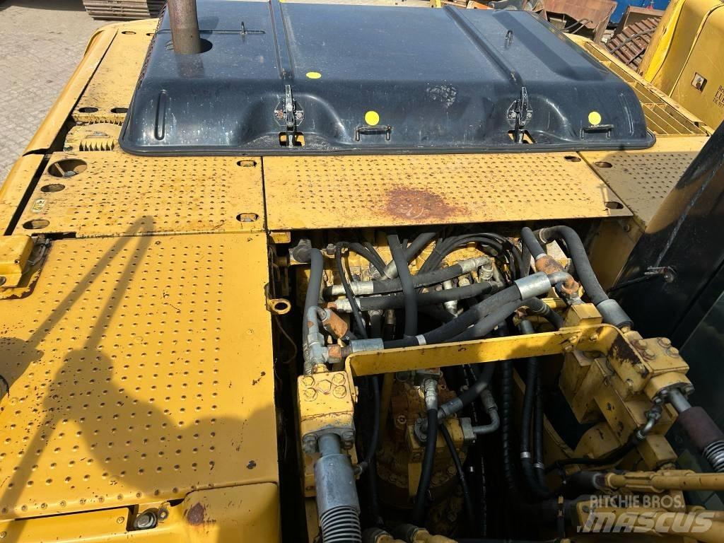 CAT 320 D L Pásová rýpadla