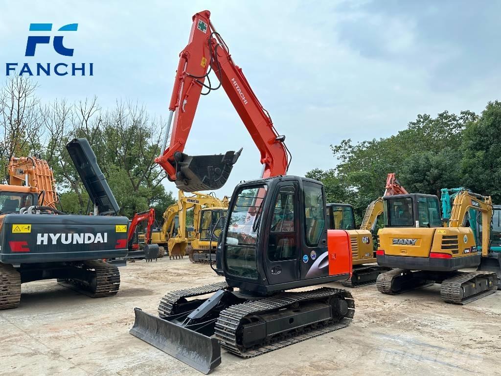 Hitachi ZX 70 Pásová rýpadla