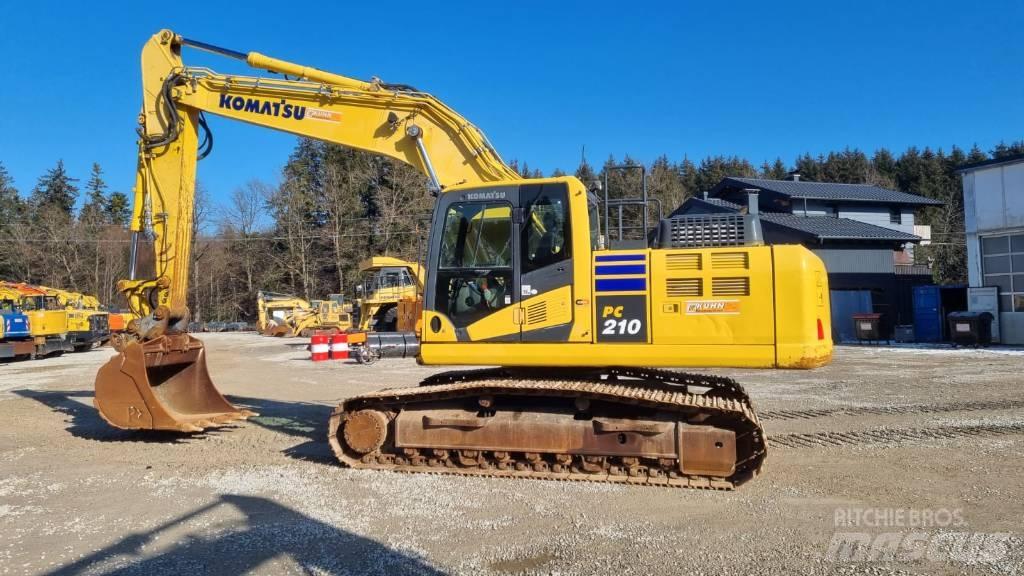 Komatsu PC 210 LC-11 Pásová rýpadla