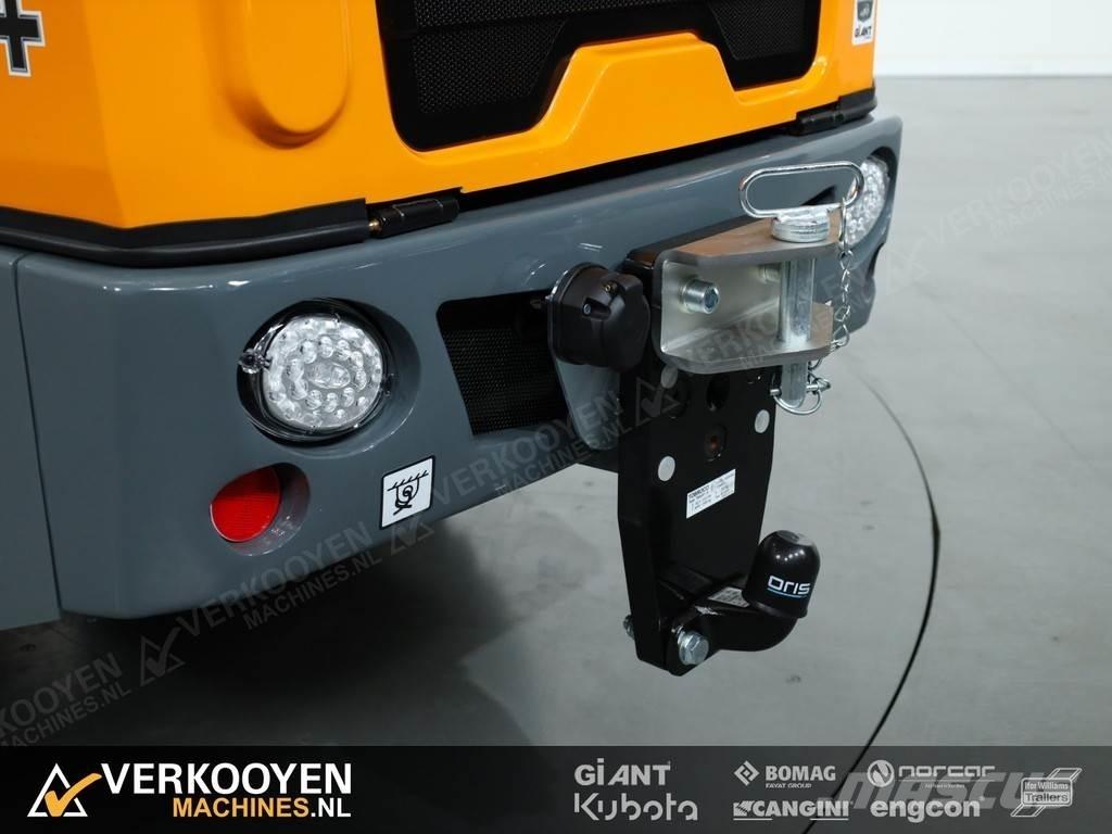 GiANT G2700 HD+ Kolové nakladače