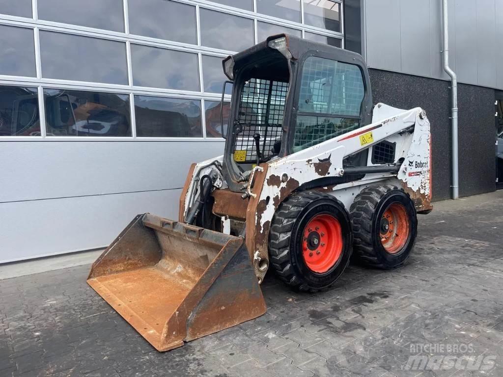 Bobcat S450 Smykem řízené nakladače