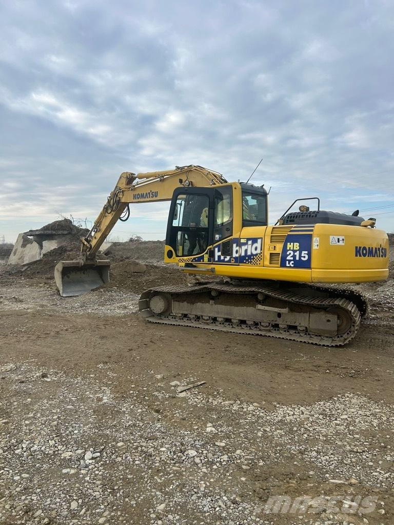 Komatsu HB 215 LC-1 Podvozky a zavěšení kol