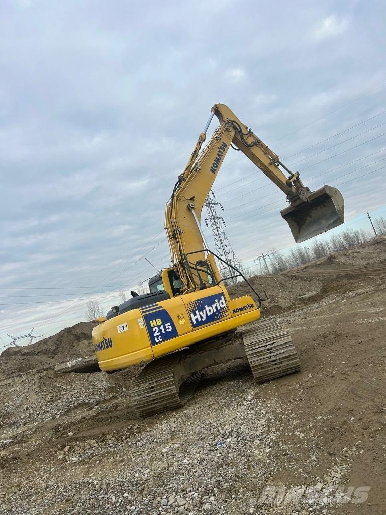 Komatsu HB 215 LC-1 Podvozky a zavěšení kol