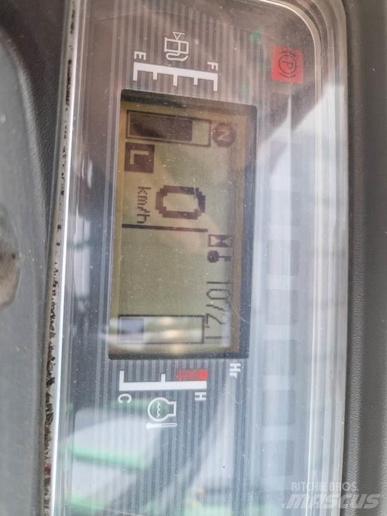 Mitsubishi FD30N Retraky