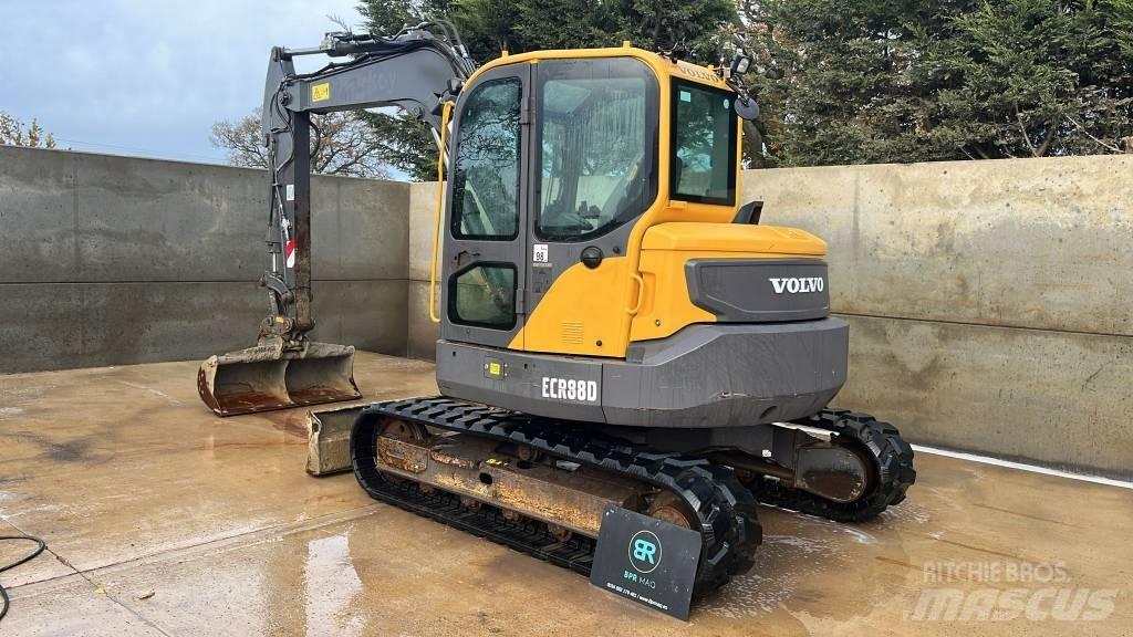 Volvo ECR 88 D Midi rýpadla 7t - 12t