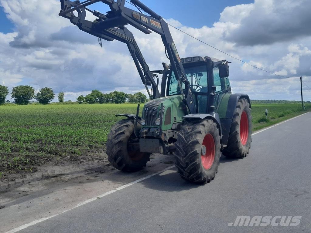 Fendt 712 Vario Traktory