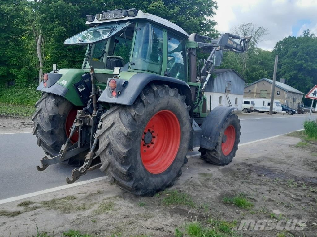 Fendt 712 Vario Traktory