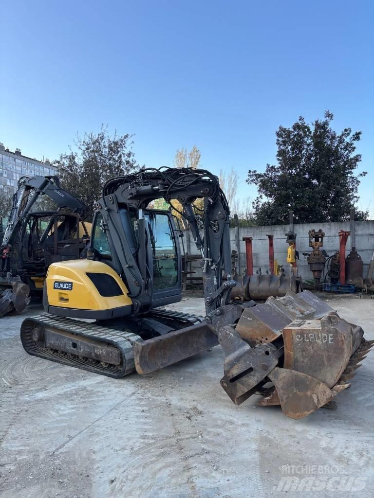 Mecalac 8 M CR Midi rýpadla 7t - 12t