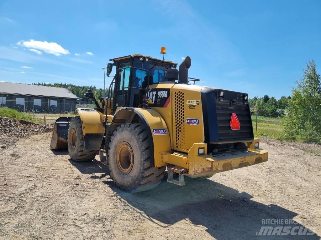 CAT 966 M Kolové nakladače