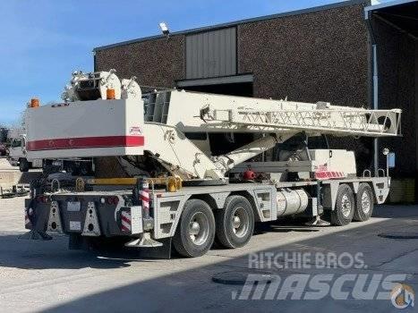 Terex T 560-1 Pásové jeřáby