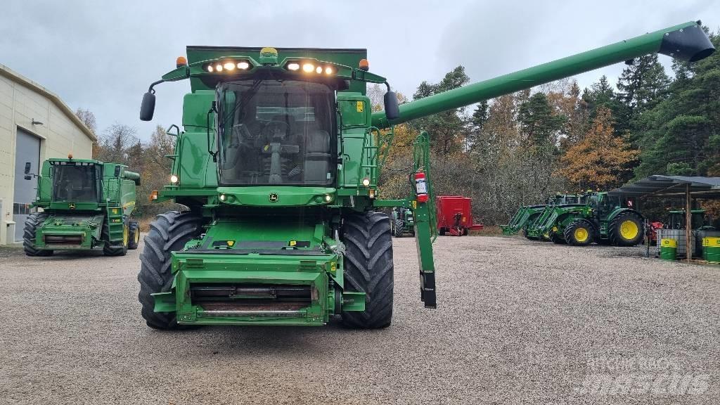 John Deere T670i Sklízecí mlátičky