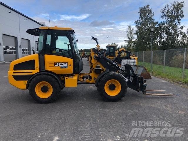 JCB 407 Kolové nakladače