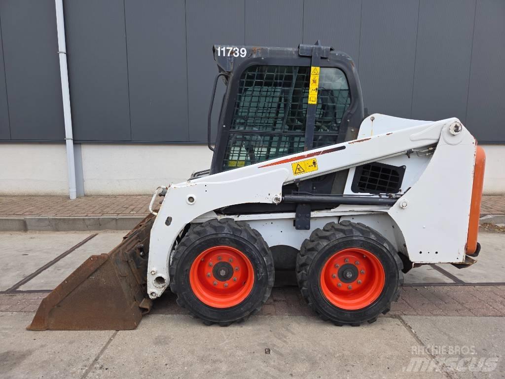 Bobcat S 450 Smykem řízené nakladače