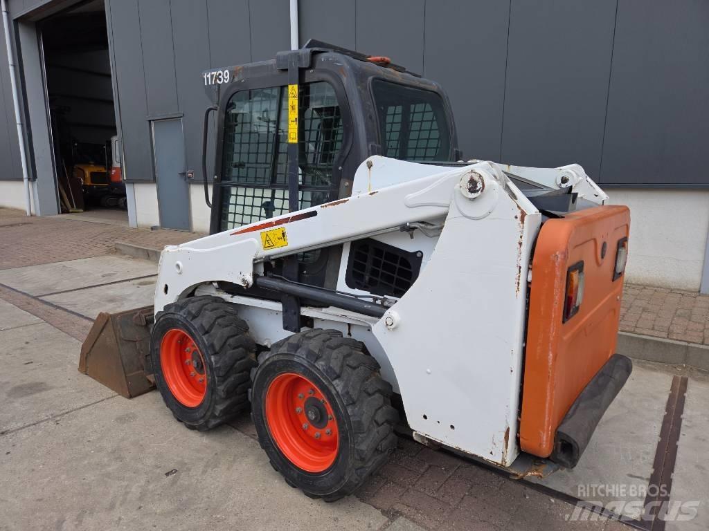 Bobcat S 450 Smykem řízené nakladače