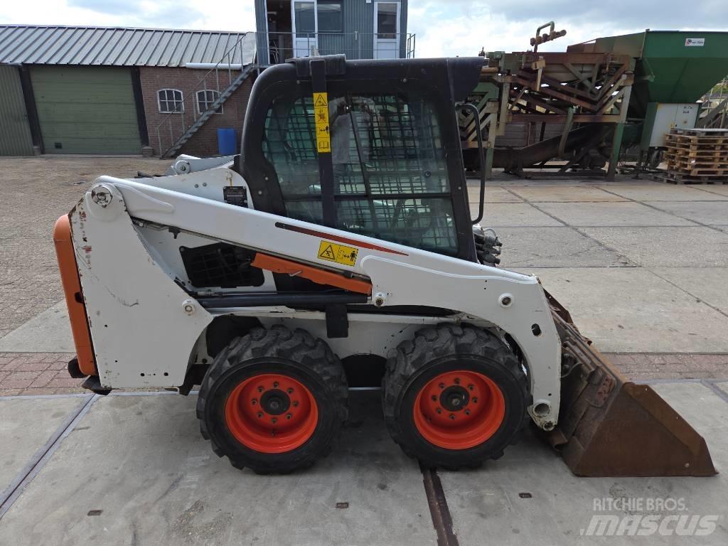 Bobcat S 450 Smykem řízené nakladače