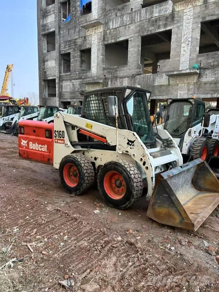 Bobcat S 160 Smykem řízené nakladače