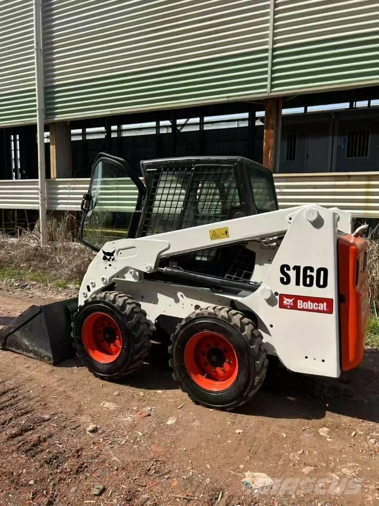 Bobcat S 160 Smykem řízené nakladače