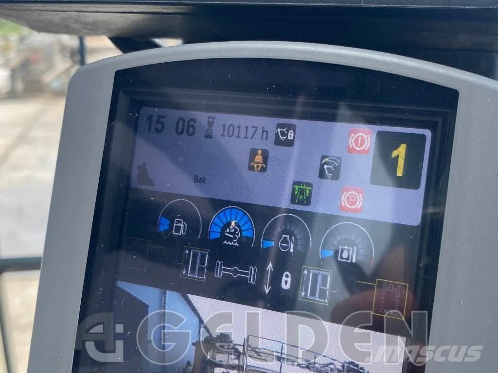 CAT MH3022 Stroje pro manipulaci s odpadem